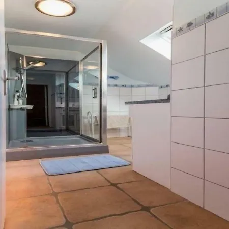 Villa 1 *