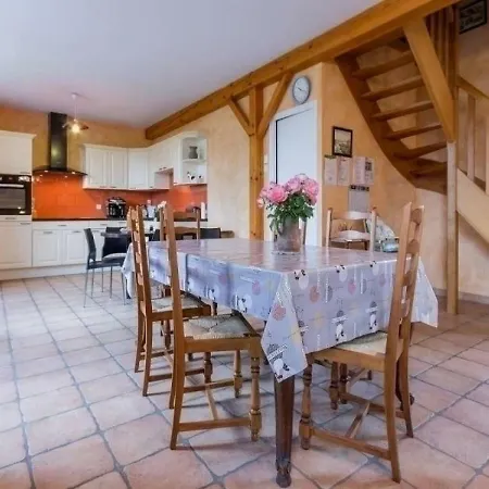 Villa 1 *